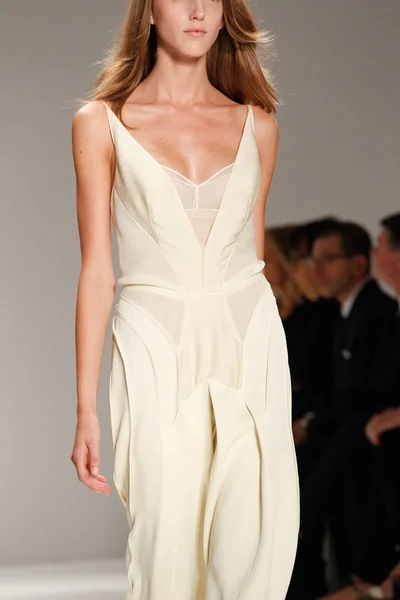 Look 36